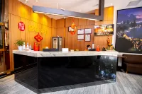 Juyilai Boutique Hotel (Xinghui Plaza Renshou Road Pedestrian Street)