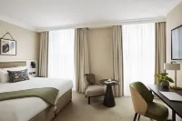 The Clermont London, Victoria Hotels near Daily Telegraph