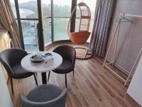 东山海星星海景公寓 - 金銮湾弧形阳台海景大床房