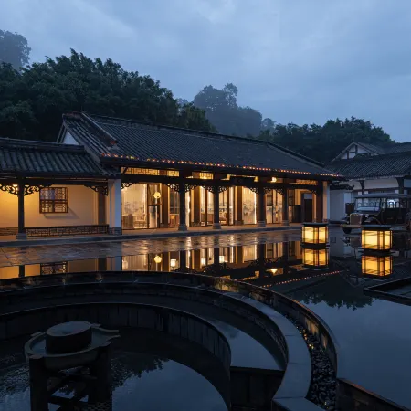 Sanjiangyue Holiday Hotel