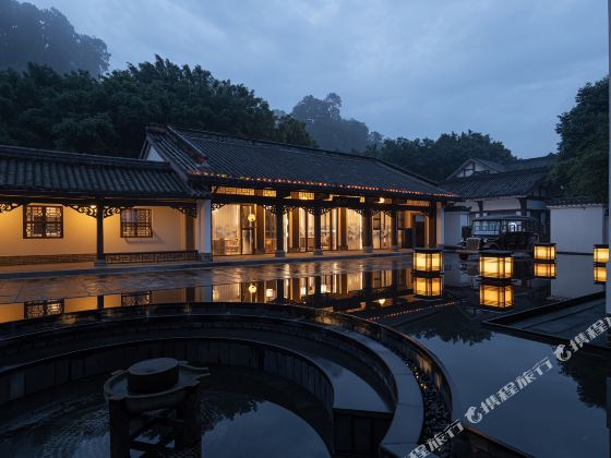 Sanjiangyue Holiday Hotel