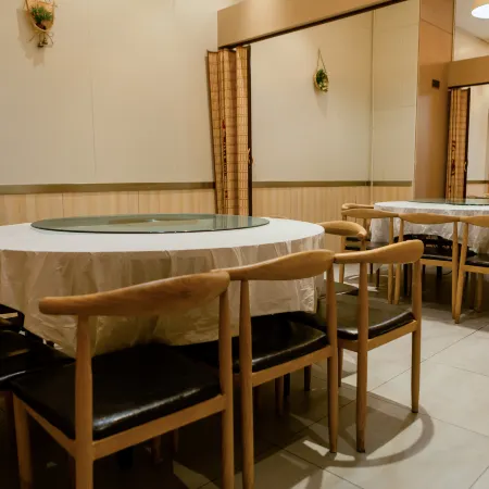 Yicheng Hotel