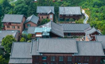 Rest with Cloud Hotels & Resorts