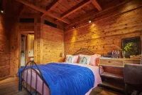 Jiurushan Cat's Nest B & B