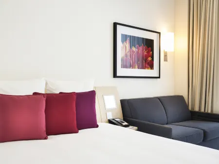 Novotel Abu Dhabi Al Bustan Отели рядом с достопримечательностью «Яс»