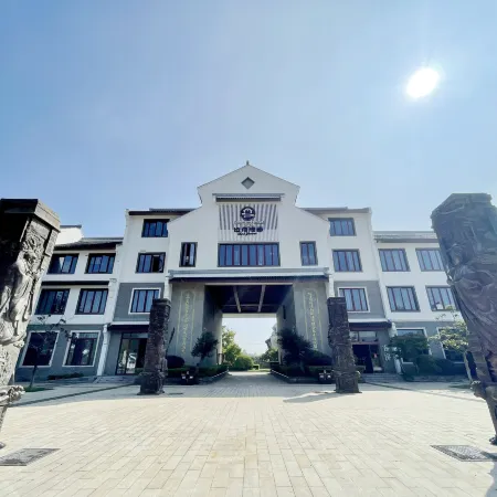 Canal Commercial Hotel