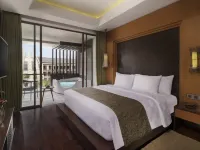 Golden Tulip Jineng Resort Bali Hotels near Sunset Road