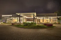 Mambruk Hotel & Convention Các khách sạn ở Anyar