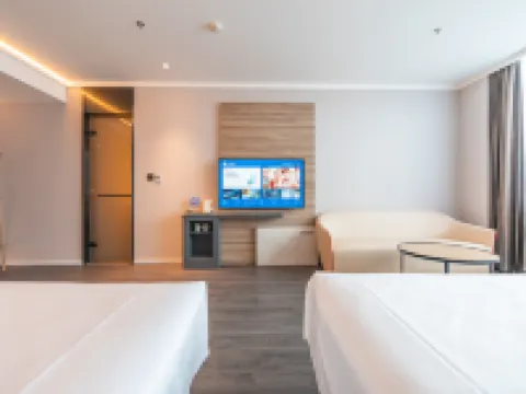 HanTing Hotel (Ulanhot Wuyi Square)