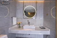 Vienna Classic Hotel (Jiahe Jiulaofeng Scenic Area)