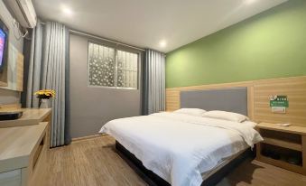 Geziwei Hotel (Nanning Guangxi University Subway Station Nongyuan Road Night Market Shop)