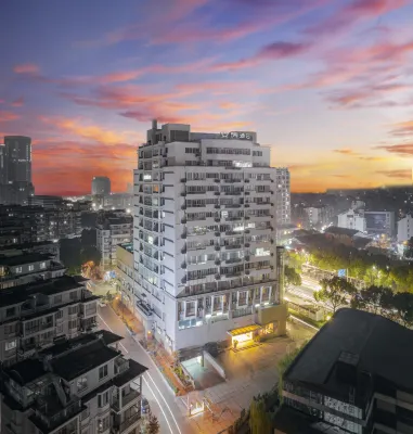 Anju Hotel. Lu Xun's Former Residence (Passenger Transport Center Store)