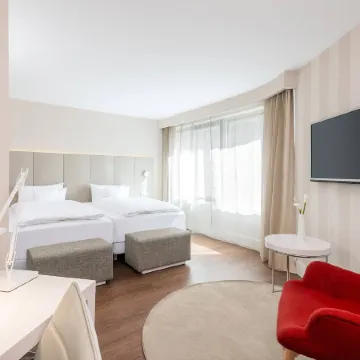 Avani Frankfurt City Hotel Отели рядом с достопримечательностью «Римский форум»