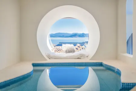 Luhu September Luoxi Islander Hostel