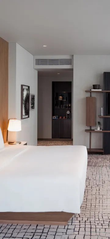 ห้องสวีทมาลัย 1 เตียงคิงไซส์ วิวพื้นที่สีเขียว