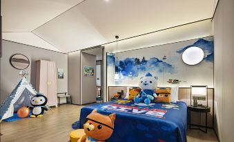 Moshang Qingju Hotel (Wuhan University of Technology, Jiedaokou)