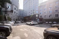 Xupu Peninsula International Hotel - parking