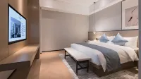 Zhongzhou International Hotel (Hebidong Railway Station Hotel)