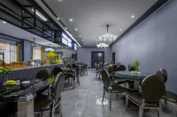 FUNMEE Hotel (Zhijiang Longjin Fengyu Bridge, Huaihua)