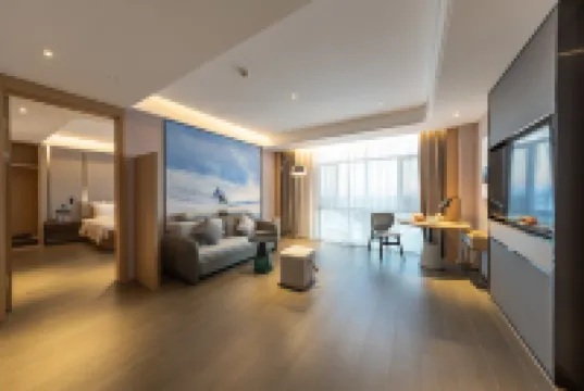 Aletai Wanchi Square Yuhua Hotel Hotels near Altai Mountain Hot Spring National Forest Park