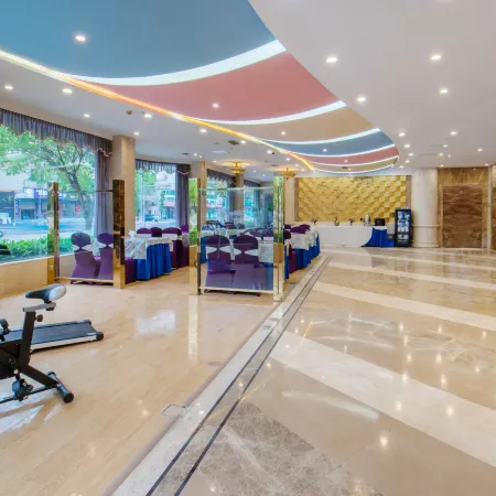Jinting Chain. Via Boutique Hotel (Deyang Moore Shopping Plaza)