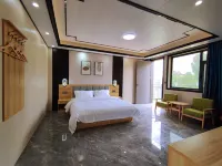 Huixian Farming Gengbeyuan Hotels near Huilong Tianjie Mountain Scenic Spot