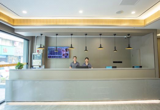 3. 두오장난 호텔 ..