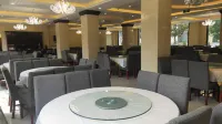 Yisan Hotel - Kitchens