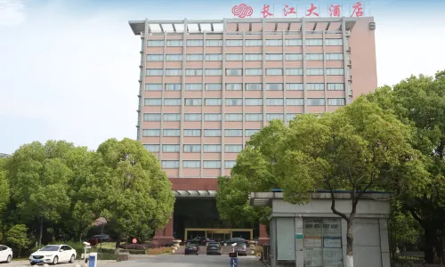 Changjiang Hotel
