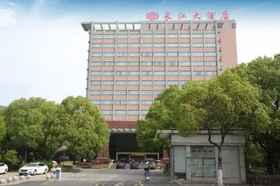 Changjiang Hotel Hotels near Dongyu Temple
