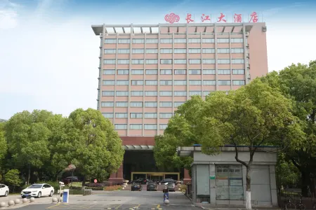 Changjiang Hotel