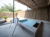 Restown Homestay - พร้อมระเบียง