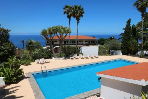 Apartamentos Miranda Hotels in Brena Baja