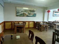 Deshunyuan Business Hotel