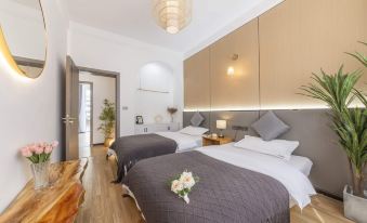 Lingyun Villa Private Scenic Boutique Hotel (Zhenyuan Ancient Town Store)