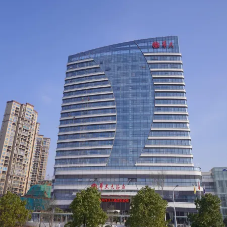 Huatian Hotel