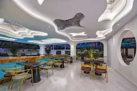 Xishuangbanna Yiren Residence (Gaozhuang Xishuangjing Star Light Night Market Shop)