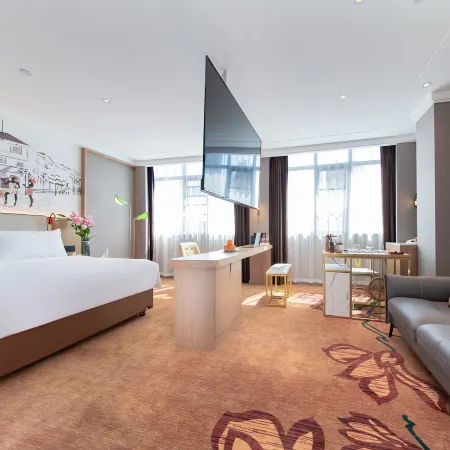 Vienna 3 Best Hotel (Yangxin High-Speed Railway Station Guanggu Square)