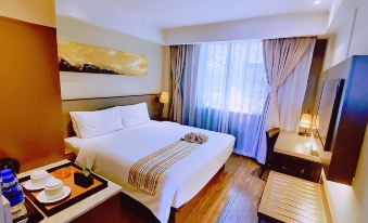 Homeinn Plus Hotel (Dali Ancient City South Gate)