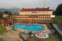 Niagara Hotel Lake Toba & Resorts Hotels in Motung