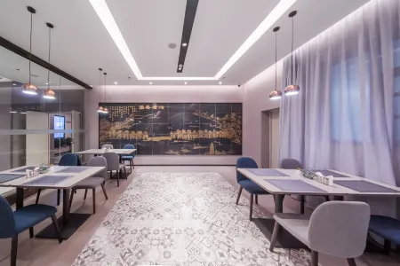 Homeinn Selected Hotel (Chaozhou Ancient City Paifang Street) Отели рядом с достопримечательностью «Ancient City of Chaozhou»