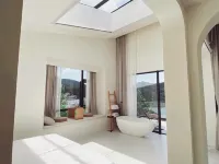 Qiemo Homestay