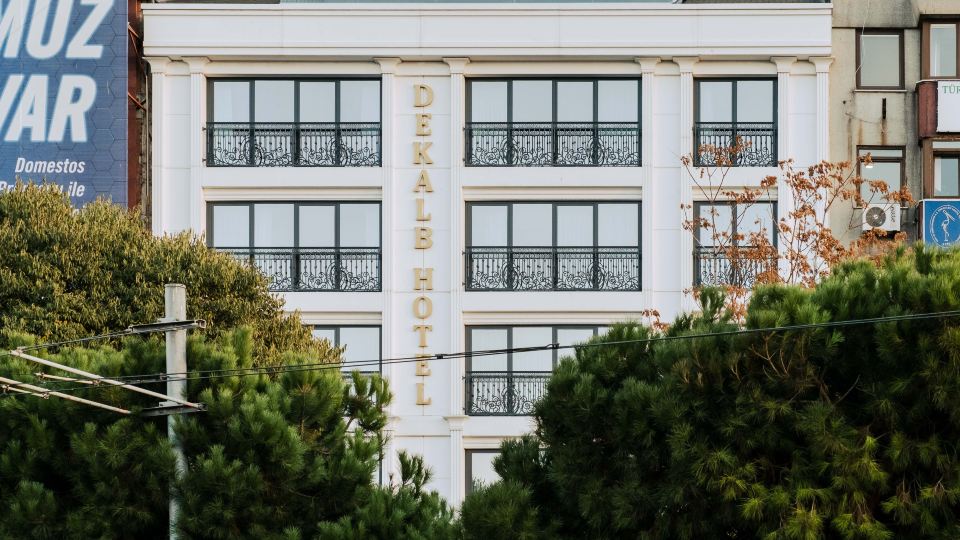 Dekalb Hotel