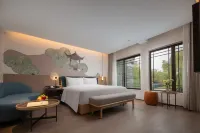 Dhawa Jinan Daming Lake