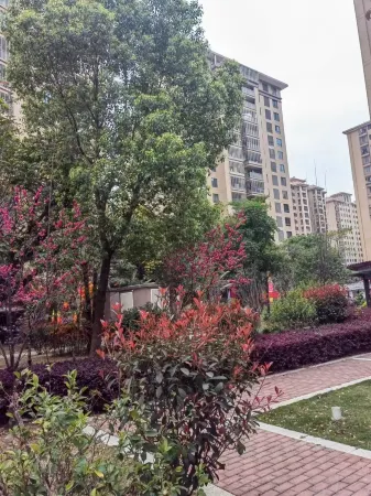 Youyi Theme Apartment (Quanzhou Dongche Station) Отели рядом со станцией Quanzhou Railway Station