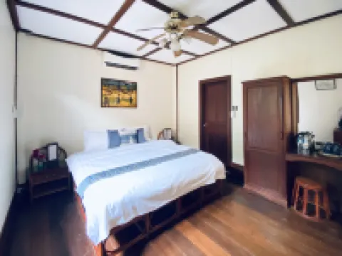 ヴィラ デ メコン メコン川 公園周辺のホテル