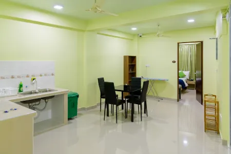 TOURIST INN MALDIVES Отели рядом с достопримечательностью «Виллингили»