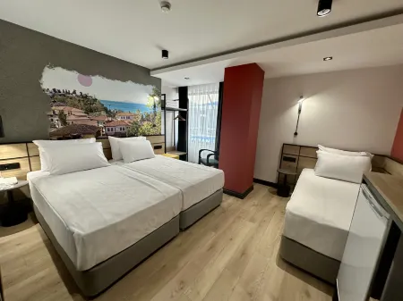 Just Inn City Отели рядом с достопримечательностью «Музей игрушек Анталии»