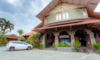 Mahkota Plengkung Hotel by ecommerceloka