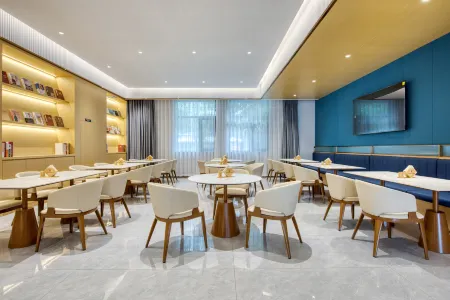 Elong Anyue Hotel (Yangzhou Wangyue Road) Отели рядом с достопримечательностью «Tongda College of Nanjing University of Posts and Telecommunications»